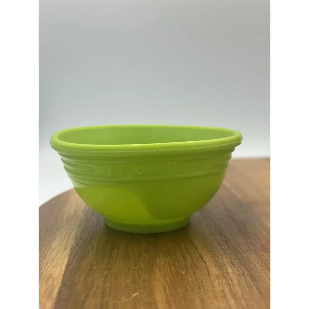 Le Creuset Silicone Nesting Prep Bowl Set 3 Red Green Blue Small Measuring Bowls